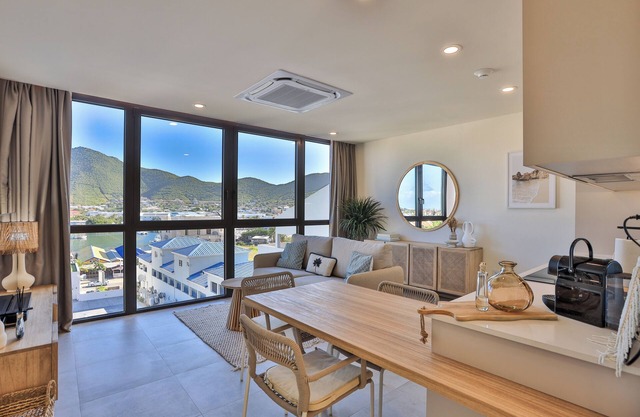 A121 - Condo with amazing view