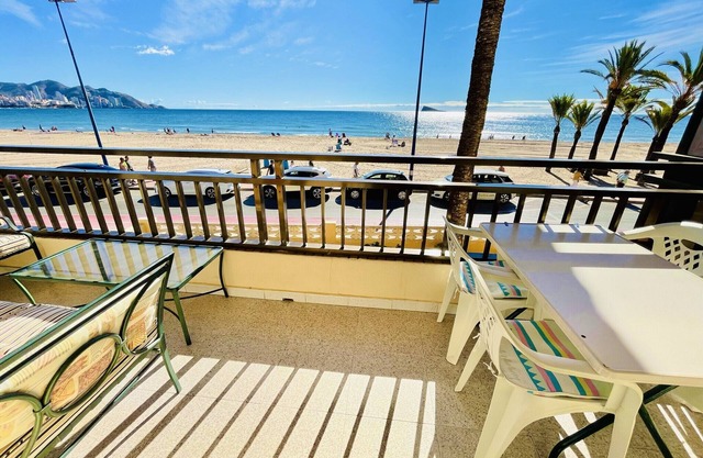 A690 - Beachfront Poniente
