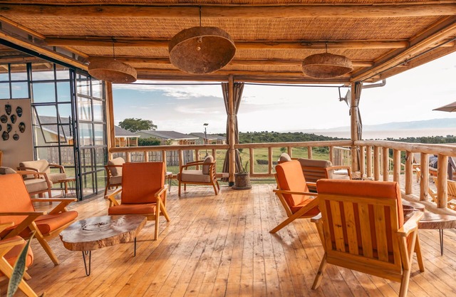 Acacia Wilderness Mweya