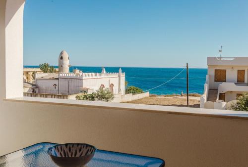 Acquazzurra Sea Home by Quokka 360 - villa with sea view