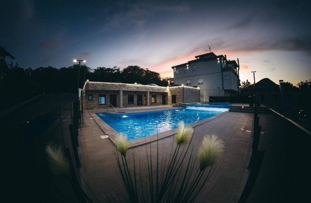 Adria Centar Koćuša - Luxury Two Bedroom Apartment (5+1)