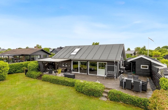"Adser" - 300m from the sea by Interhome