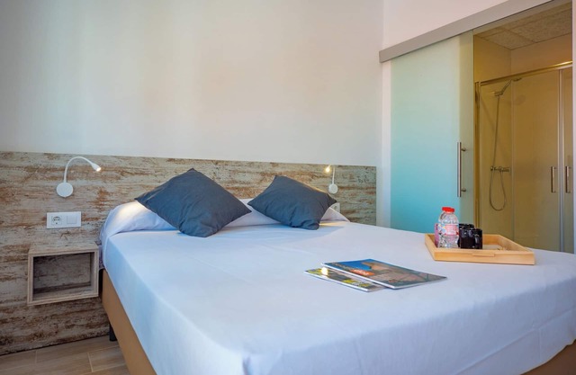 Agi Gloria Rooms 206 Hostel for rent in Roses Girona.