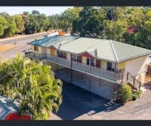 Agnes Palms Motel