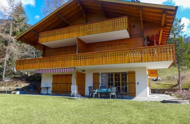 Aiguilles Dorées III/2 by Interhome