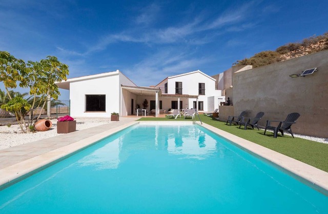 Air-Conditioned Villa "Selena" with Pool, Garden & Wi-Fi