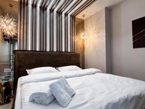 Airport Skyluxe Luxury Residence