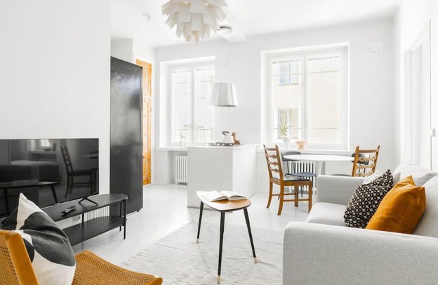 Airy and Bright one-Bedroom apt
