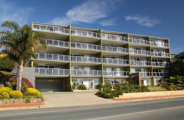 Albacore Apartments