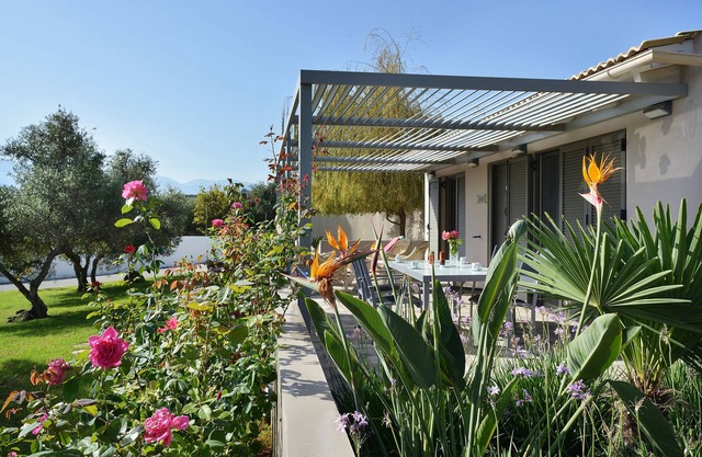 Alexandra's garden house