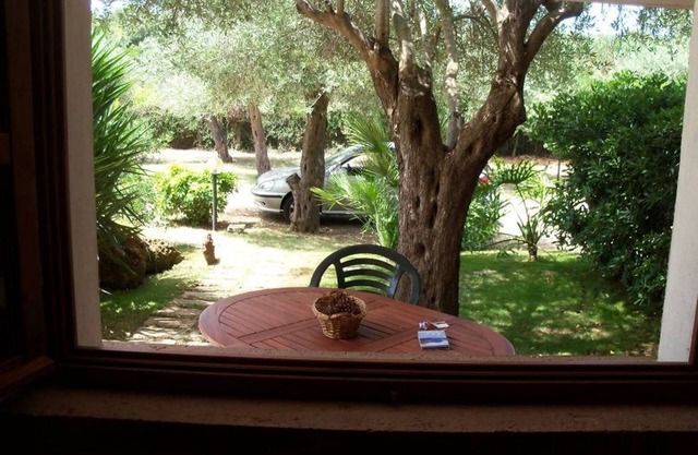 Alghero apartment, in the countryside, "Mirto"