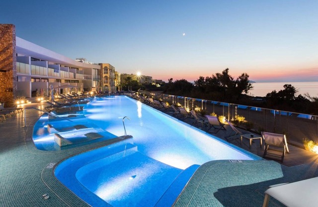 All-Inclusive Deluxe Master Suite, 2 Bedrooms, Roof Terrace at Sirenis Club Aura