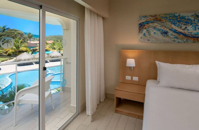 All-Inclusive Lifestyle Resort Junior Suite! Private balcony with great views!
