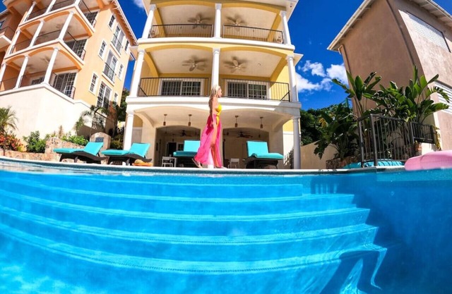 Allamanda 1 - 1 bedroom suite at Seagrape Vista