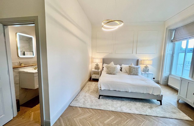 Allandale ApartHotel