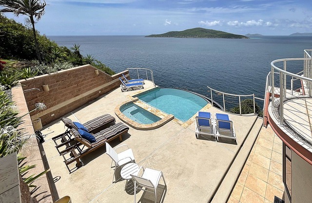 Alluring "Villa Vista" Red Rock Peterborg, St. Thomas, US Virgin Islands