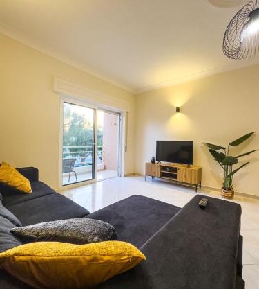 AlmadoSul - Quiet & Central Area - 1,5km Beach