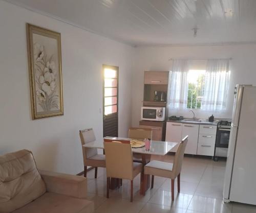 Alugo casa para Argentinos, espaço inteiro