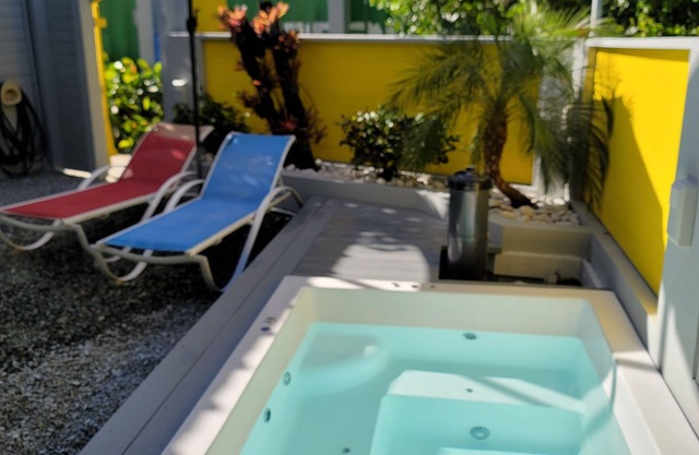Always Summer Inn Bay Front