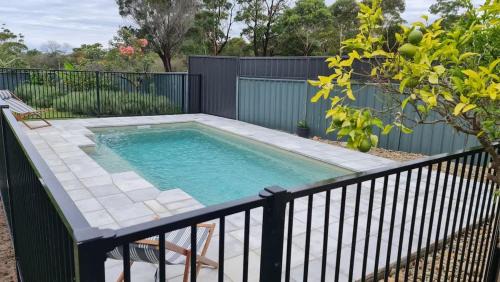 Amalena by the sea - Vincentia 5BR home with pool