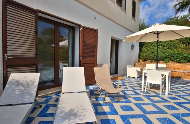 AMARY by KlabHouse-2pax w/AC&terrace-walk2beach