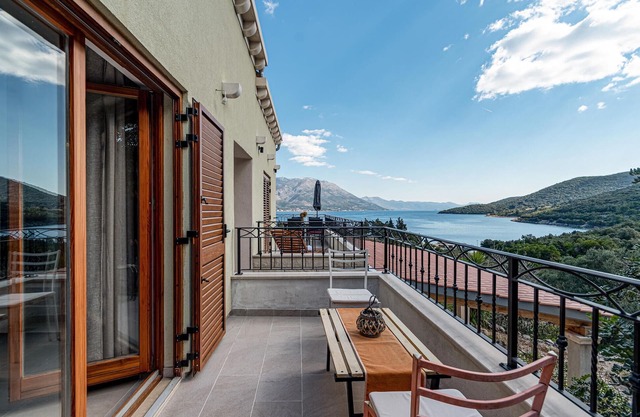 Amazing apartment in Kneze with WiFi