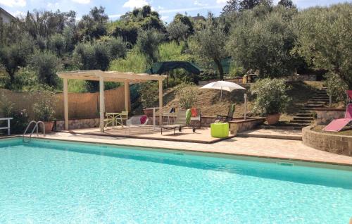 Amazing Apartment In Roma With Wifi
