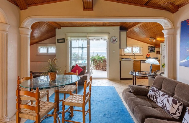 Amazing Flat with Sea View in Florya