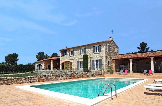 Amazing home in Maussane Les Alpilles