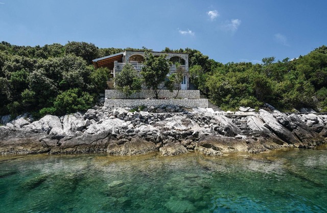 Amazing home in Osobjava
