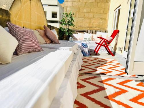 ! Amazing house in Sliema next to the beach !
