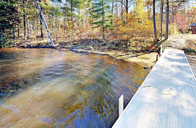 Amazing Lake Home With Room For The Whole Family