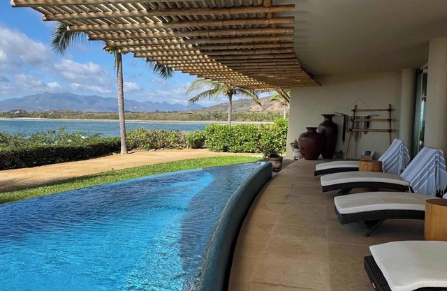 Amazing Nicole 1 Ocean Views