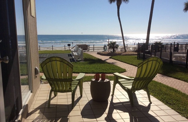 AMAZING OCEAN FRONT ~ Ground floor Walkout ~nCorner unit ~ No Drive Beach