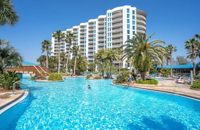 Amazing Pools/Tennis/Playground in Destin,FL!