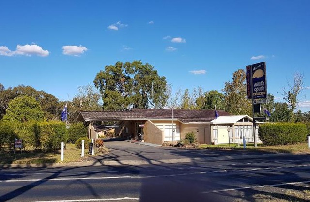 Amber Court Motor Inn