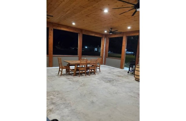 American Dreamers Suite (Sleeps 2)