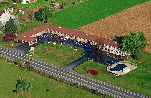 Amish Country Motel