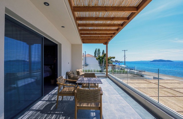 Amyntas Seafront Hotel