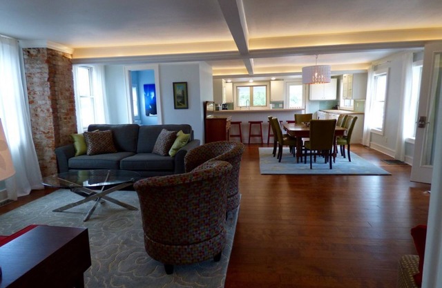 An amazing flat on Water Street in downtown Decorah