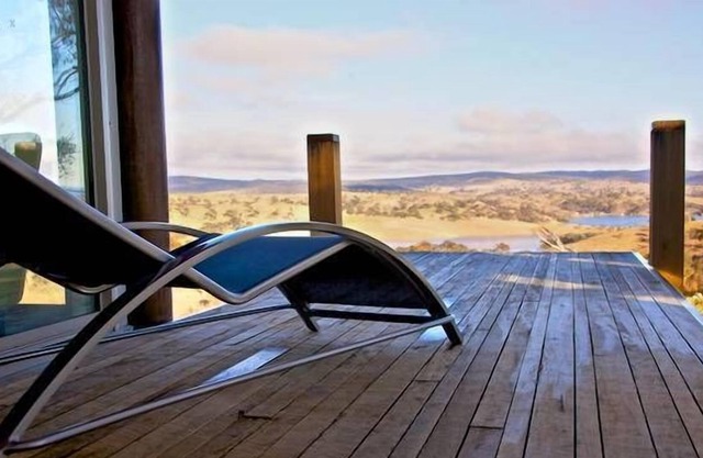 “an experience in time and space...” highVIEW jetty BATHURST