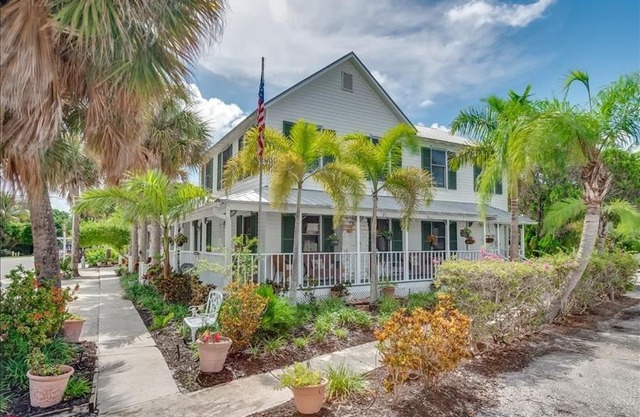 ANCHOR INN - Unit 2 home