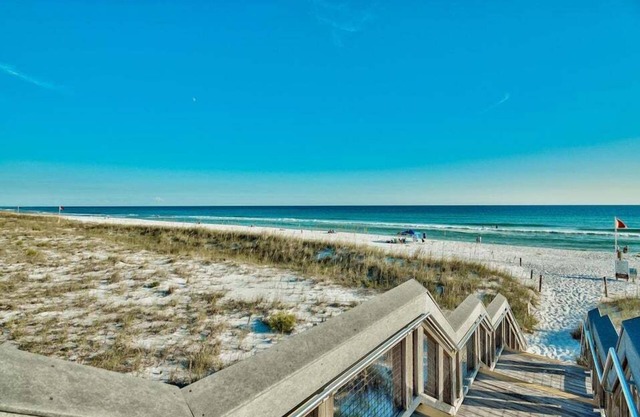 Anchors Away -Destin Sleeps 4