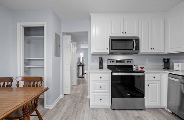 Anchors Away Unit 2 2 Bedroom Duplex by RedAwning