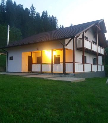 Andrhouse