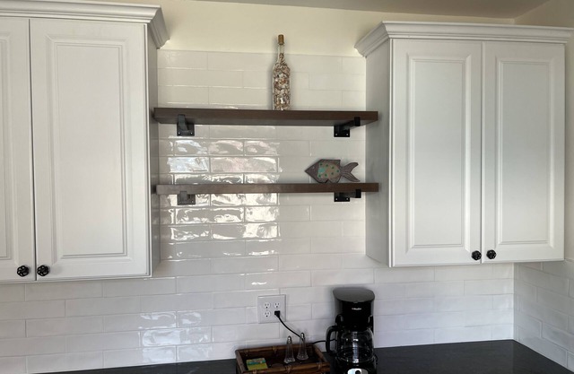 Annie's Beach House - Monthly Rental 2 Bedroom Home