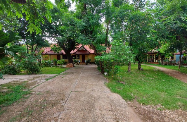 Anouxa Riverview Guesthouse