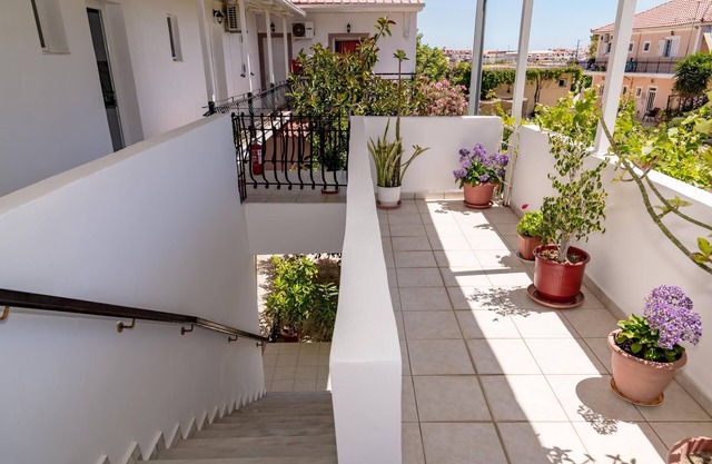 Anthi Studios & Apartments