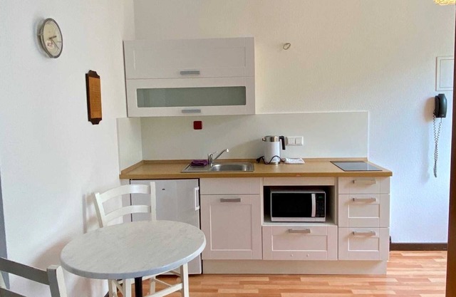 Apartment 1a, Germany
