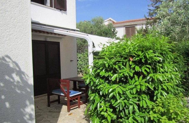 Apartments Nevenka (66991-A2) - Mali Losinj - island Losinj